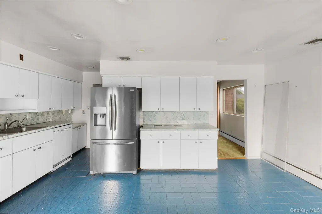 3386 Bertha Drive Baldwin NY 11510
