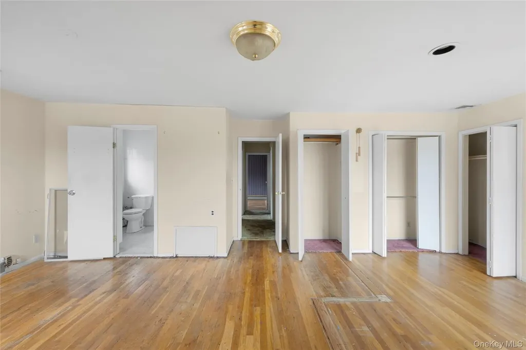 3386 Bertha Drive Baldwin NY 11510