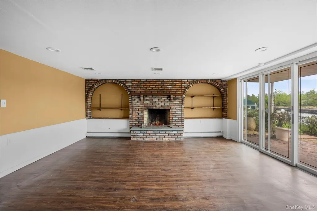 3386 Bertha Drive Baldwin NY 11510