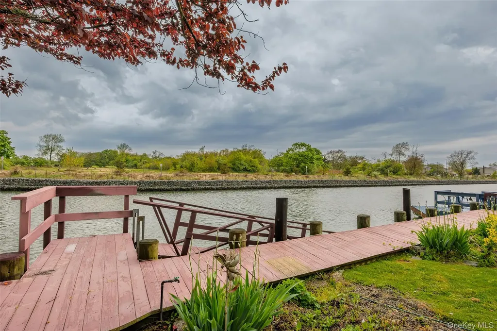 3386 Bertha Drive Baldwin NY 11510
