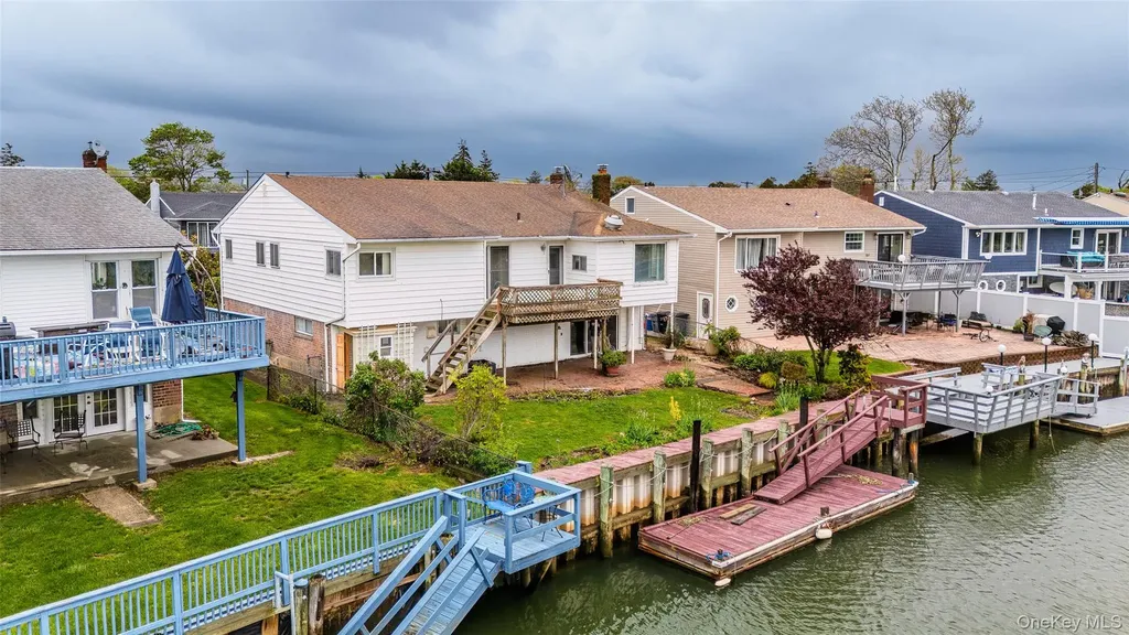 3386 Bertha Drive Baldwin NY 11510