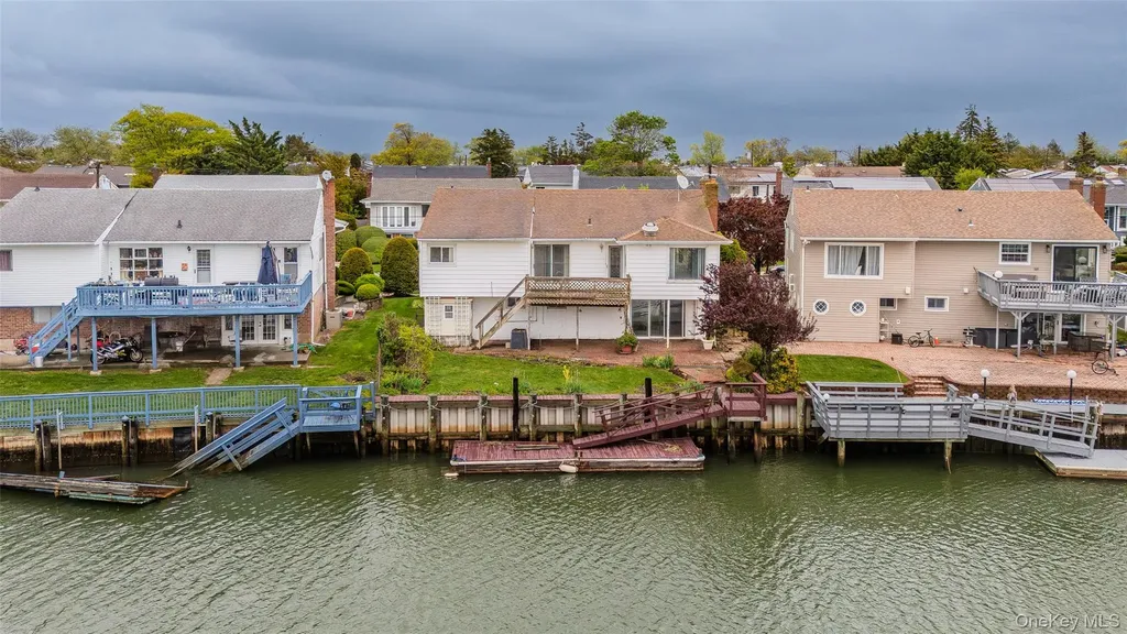 3386 Bertha Drive Baldwin NY 11510