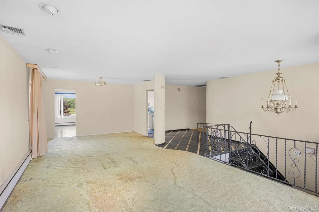 3386 Bertha Drive Baldwin NY 11510