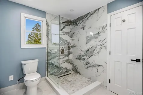 244 Water Lane S Wantagh NY 11793