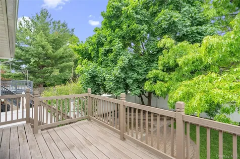 244 Water Lane S Wantagh NY 11793