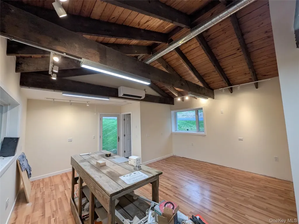 513 S Mountain Road Gardiner NY 12525