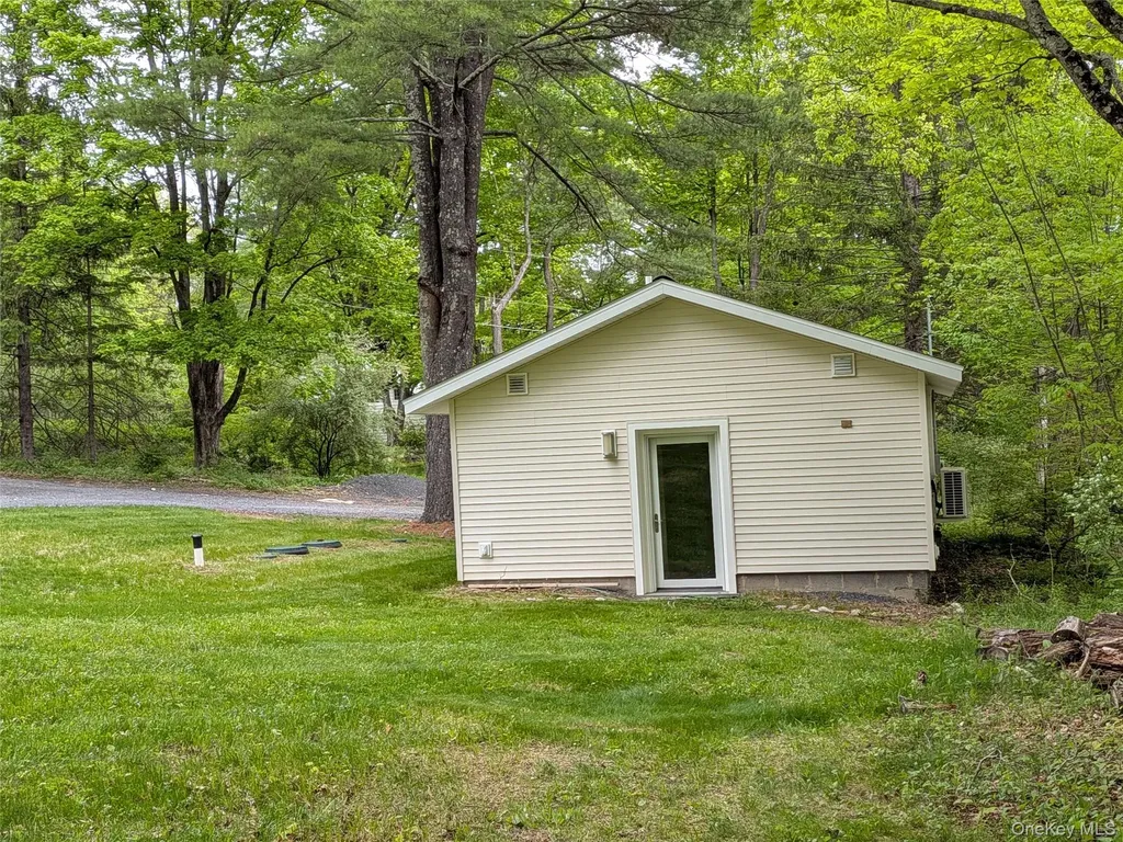 513 S Mountain Road Gardiner NY 12525