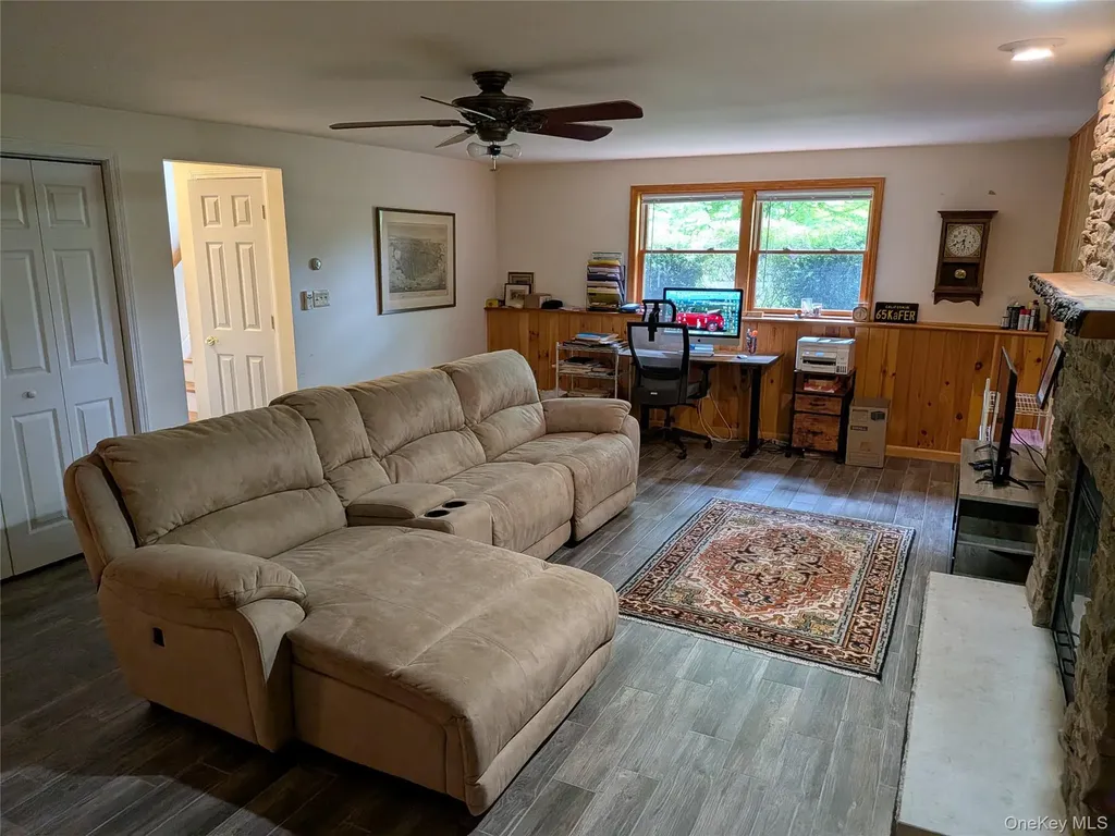 513 S Mountain Road Gardiner NY 12525