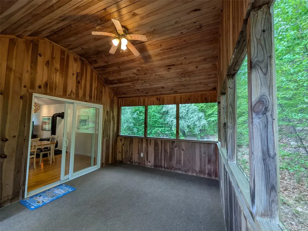 513 S Mountain Road Gardiner NY 12525
