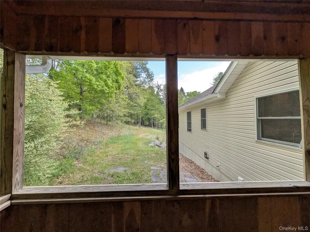 513 S Mountain Road Gardiner NY 12525