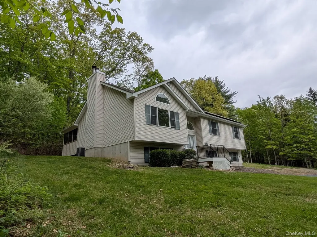 513 S Mountain Road Gardiner NY 12525
