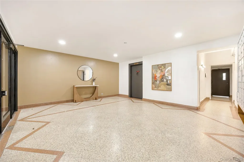 2830 Briggs Avenue Bronx NY 10458
