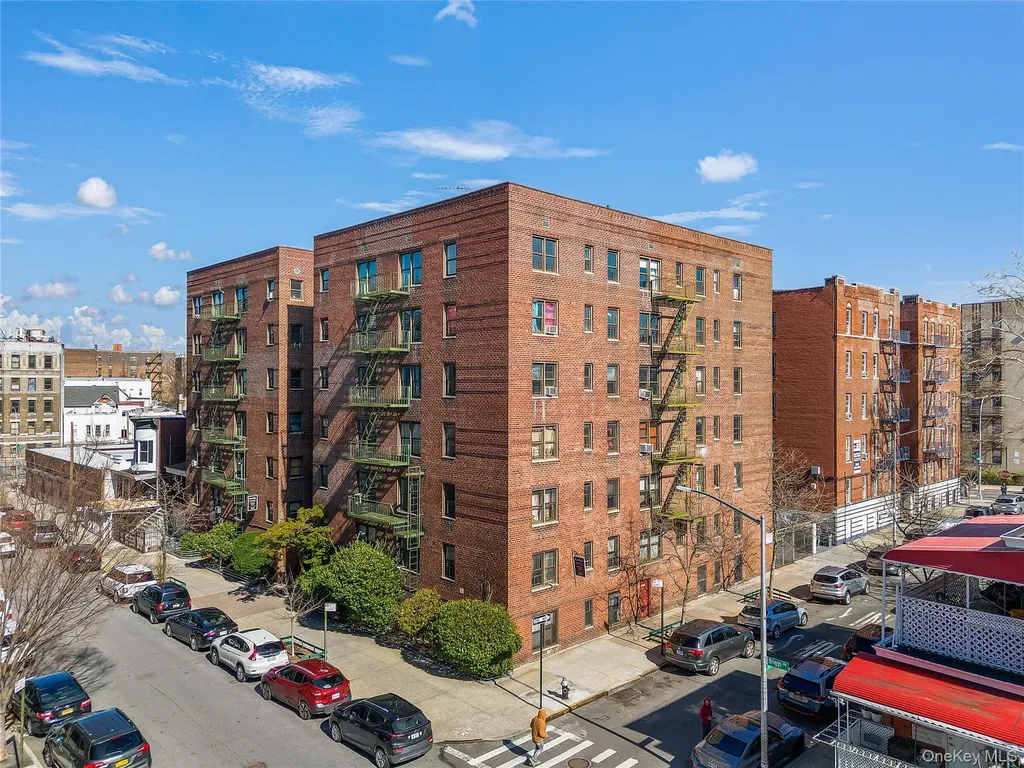 2830 Briggs Avenue Bronx NY 10458