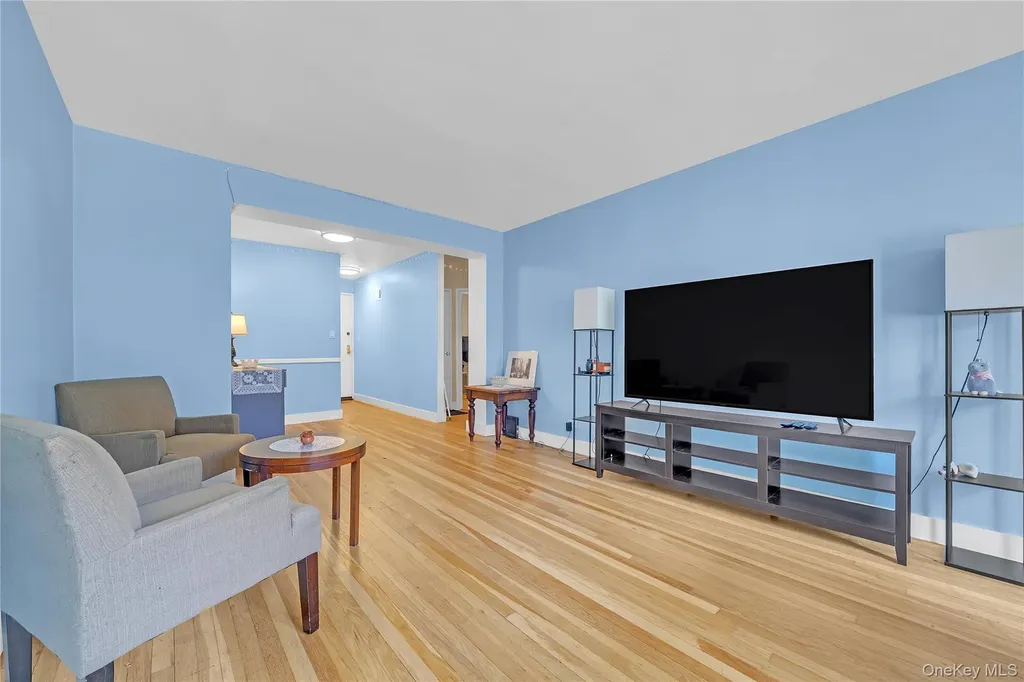 2830 Briggs Avenue Bronx NY 10458