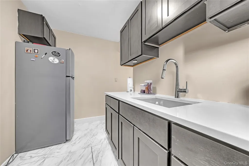 2830 Briggs Avenue Bronx NY 10458