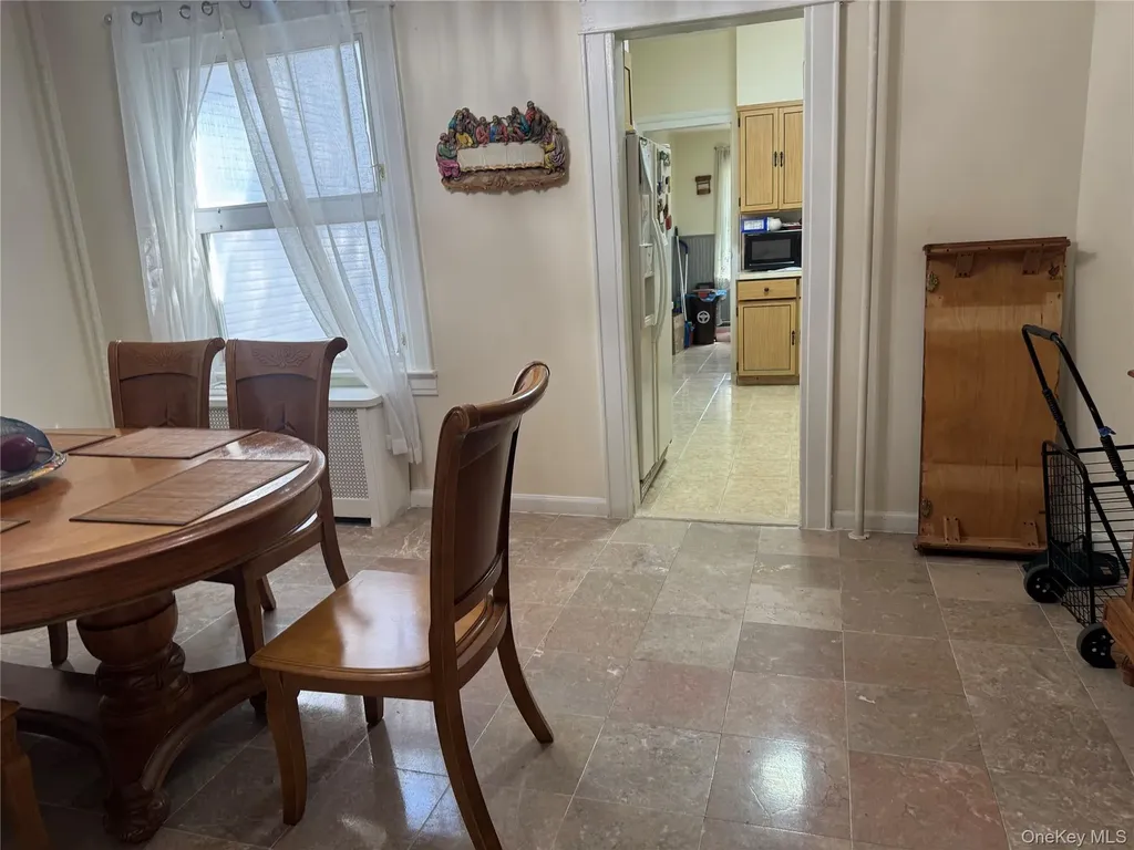 8058 88th Road Woodhaven NY 11421