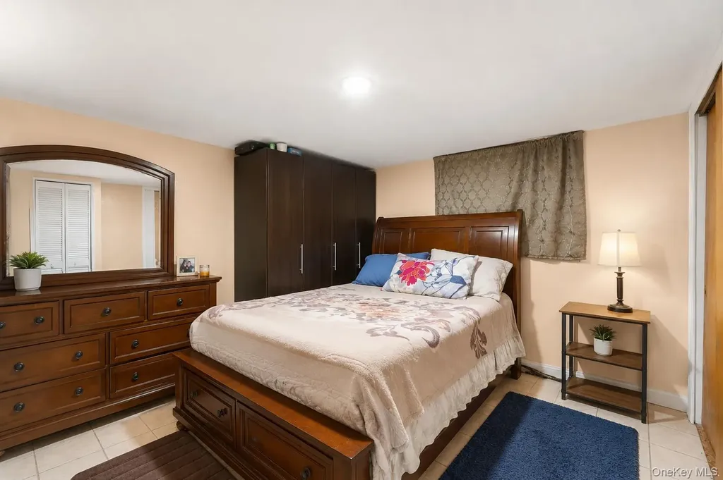 554 Grant Avenue West Hempstead NY 11552