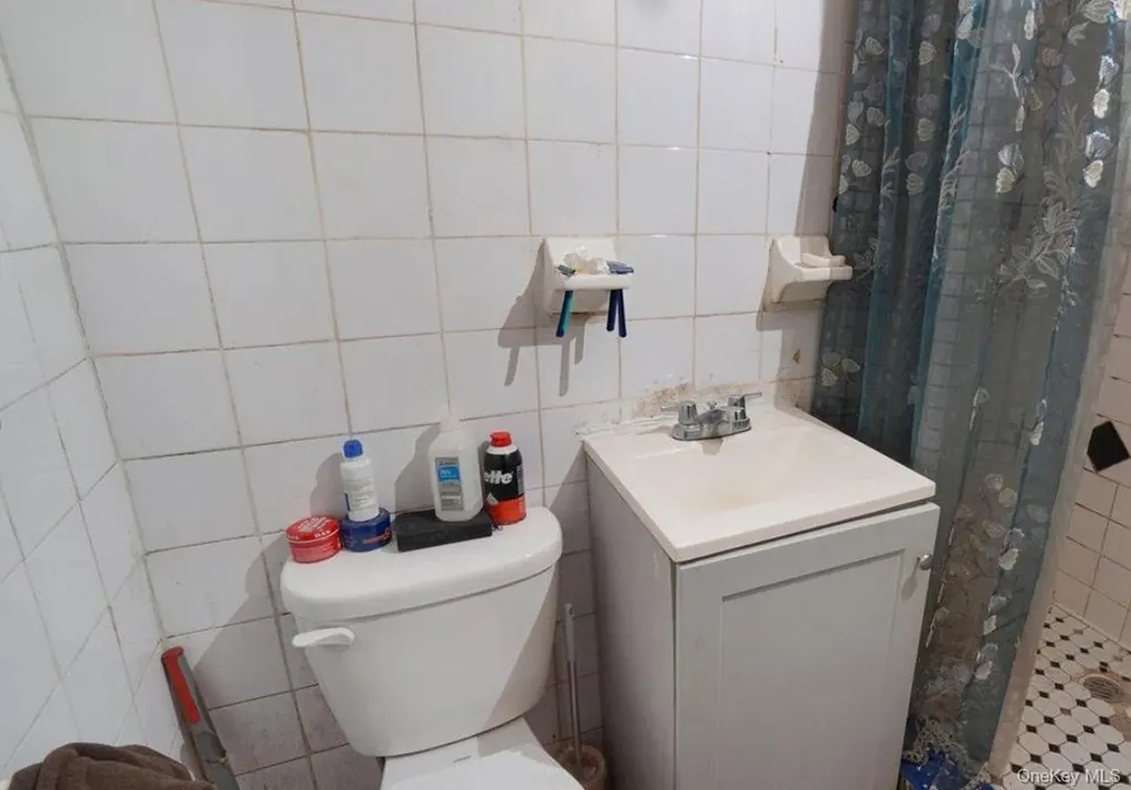 1029 Wheeler Avenue Bronx NY 10472