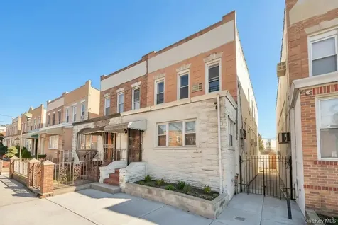 6144 Eliot Avenue Middle Village NY 11379