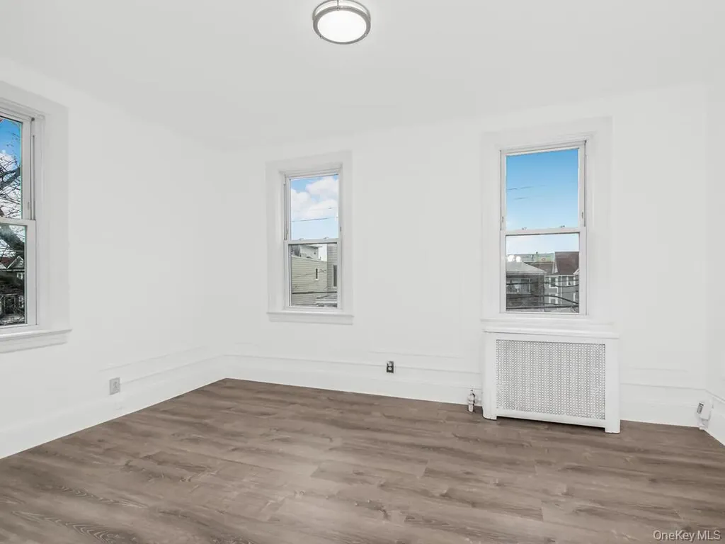 1062 Calhoun Avenue Bronx NY 10465