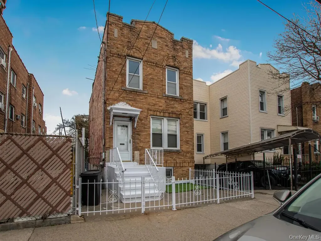 1062 Calhoun Avenue Bronx NY 10465