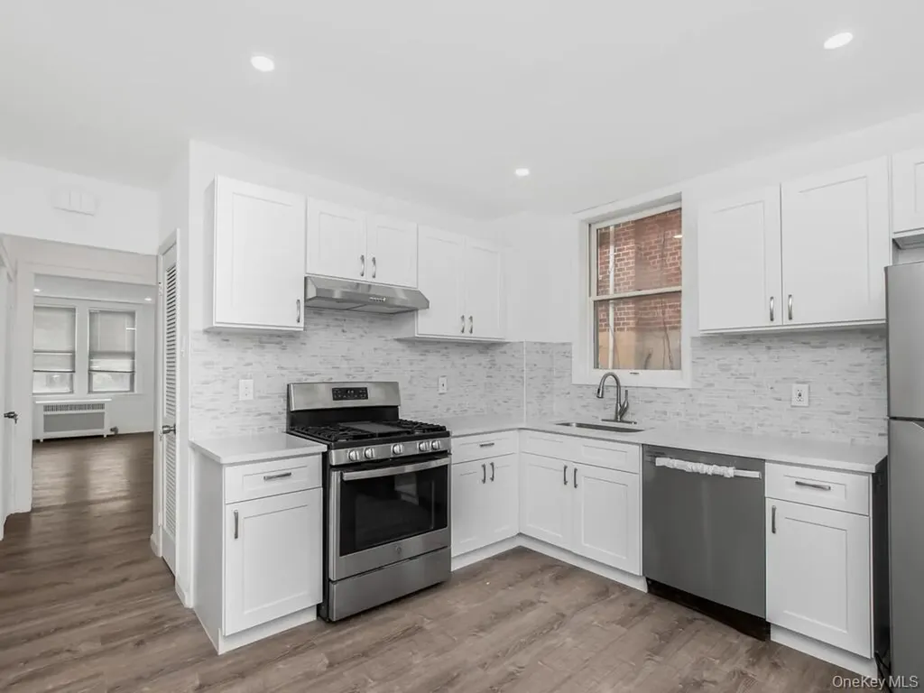 1062 Calhoun Avenue Bronx NY 10465