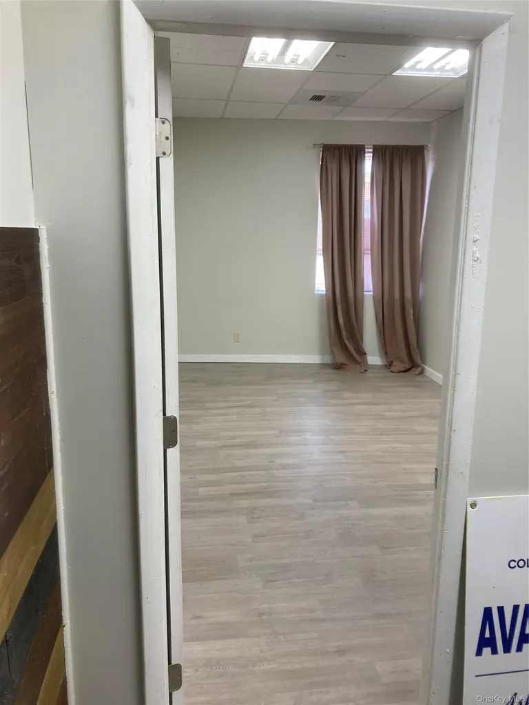 393 Sunrise Highway Lynbrook NY 11563
