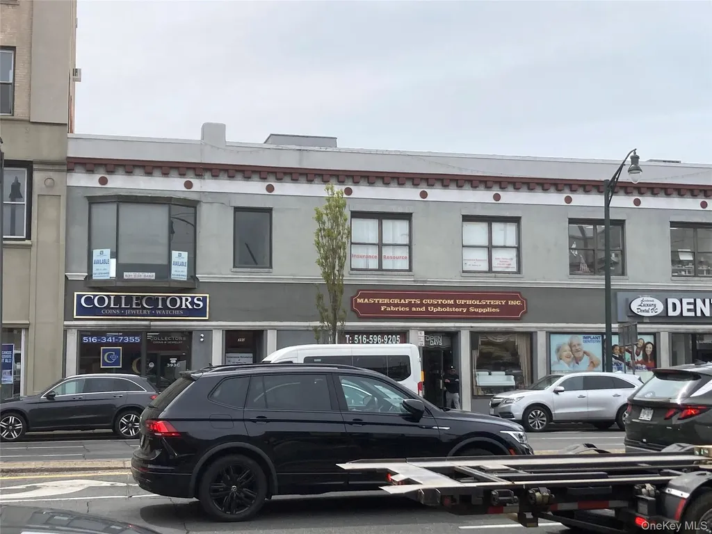393 Sunrise Highway Lynbrook NY 11563