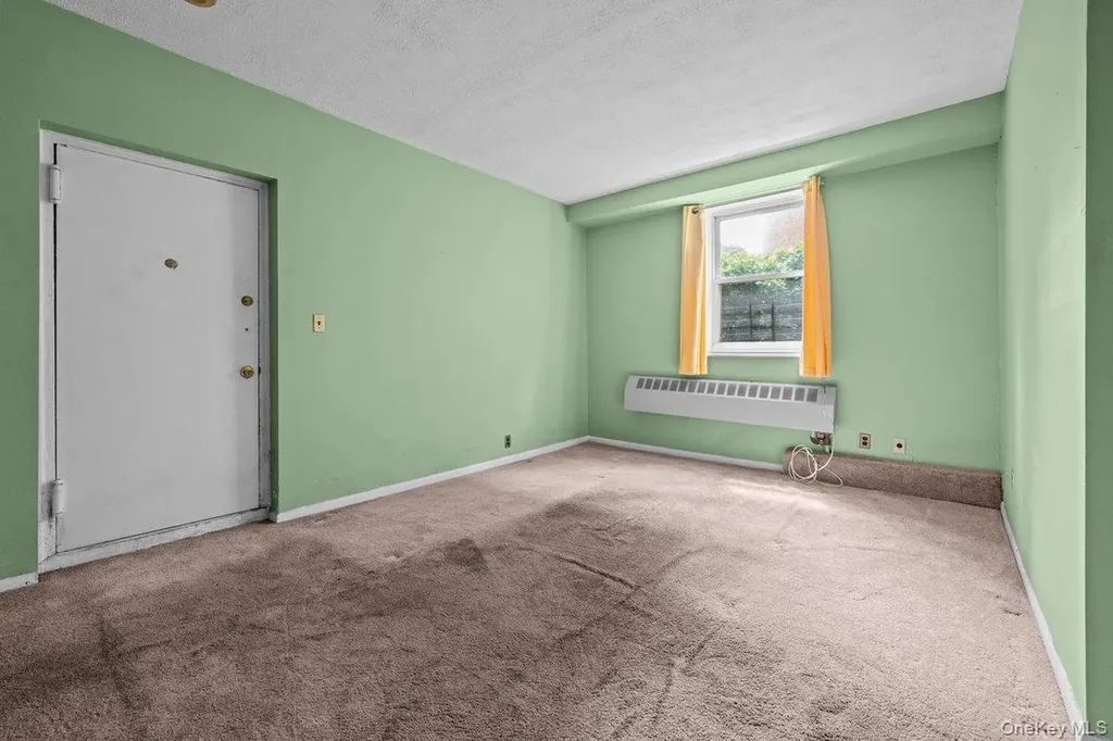 6299 Broadway Bronx NY 10471