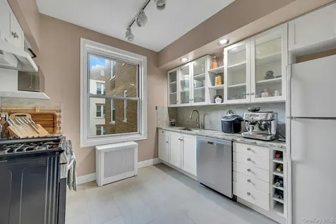 1440 Midland Avenue Bronxville NY 10708