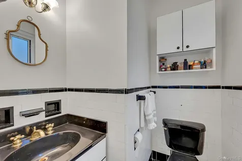 1440 Midland Avenue Bronxville NY 10708