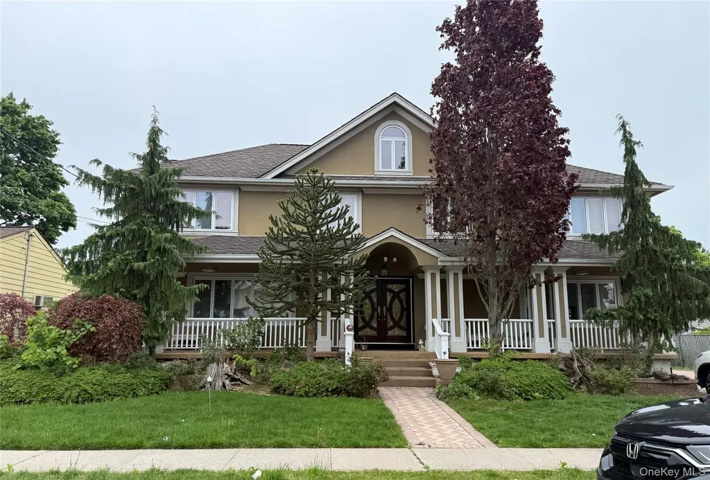30 3rd Avenue Westbury NY 11590