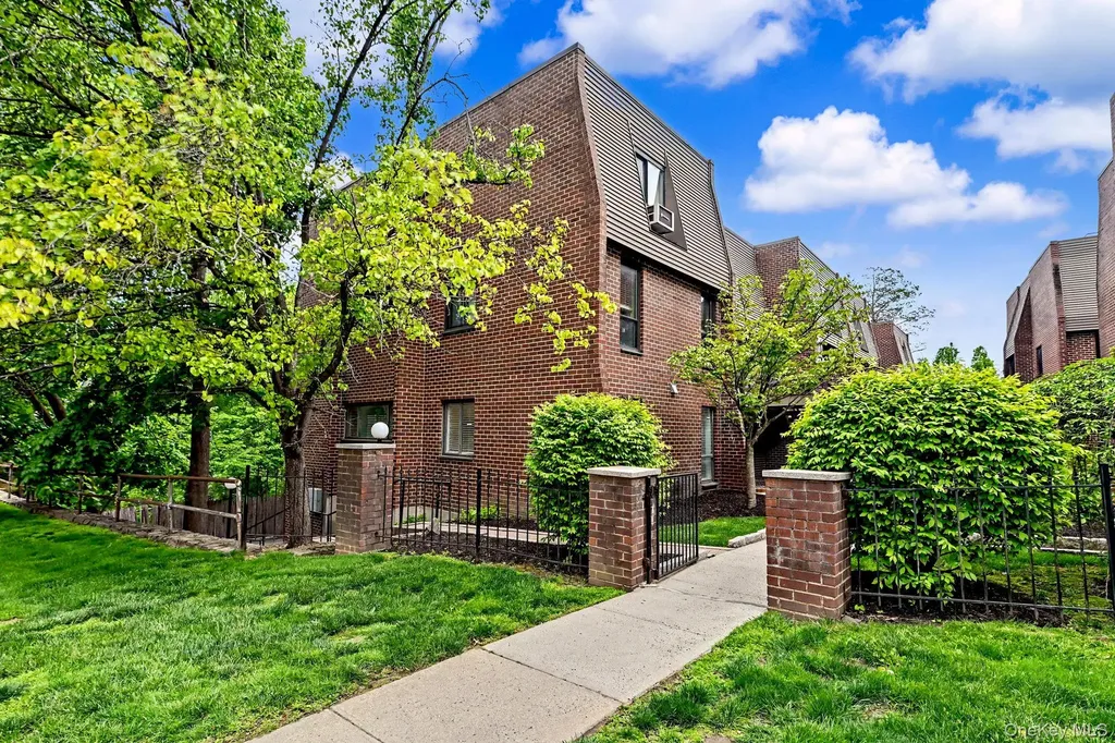492 N Broadway White Plains NY 10603