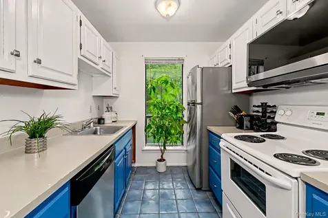 492 N Broadway White Plains NY 10603