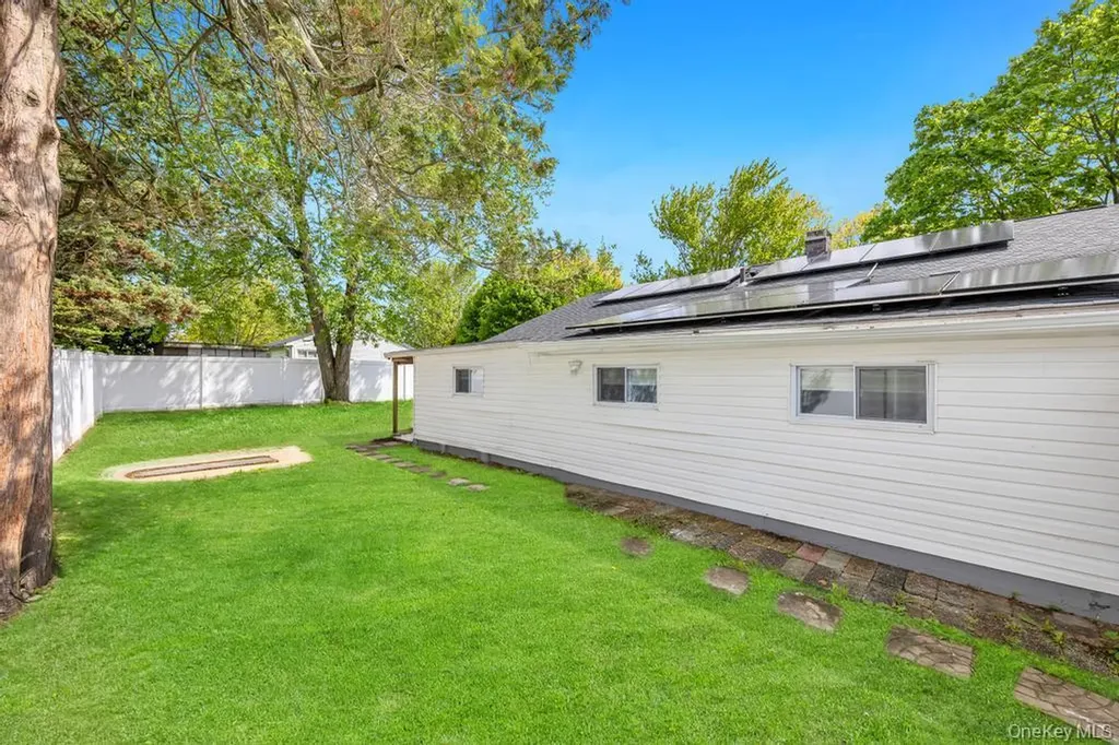 59 E Elm Street Central Islip NY 11722