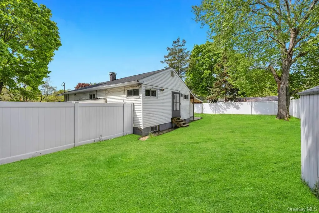 59 E Elm Street Central Islip NY 11722