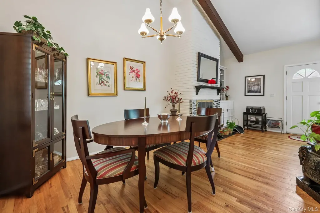 22 Stony Run New Rochelle NY 10804