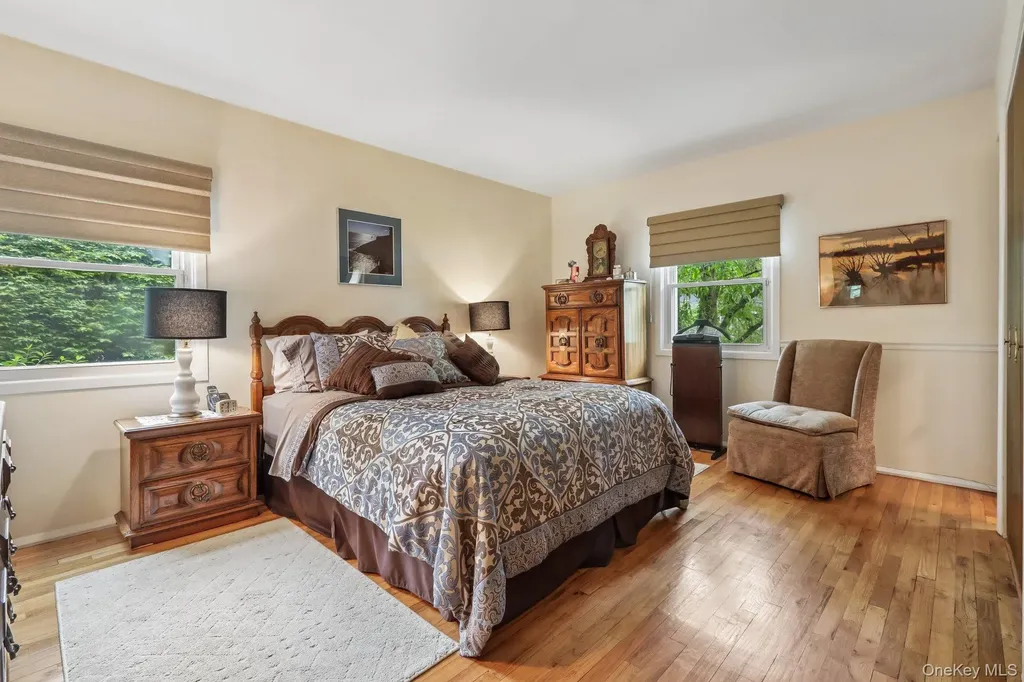 22 Stony Run New Rochelle NY 10804