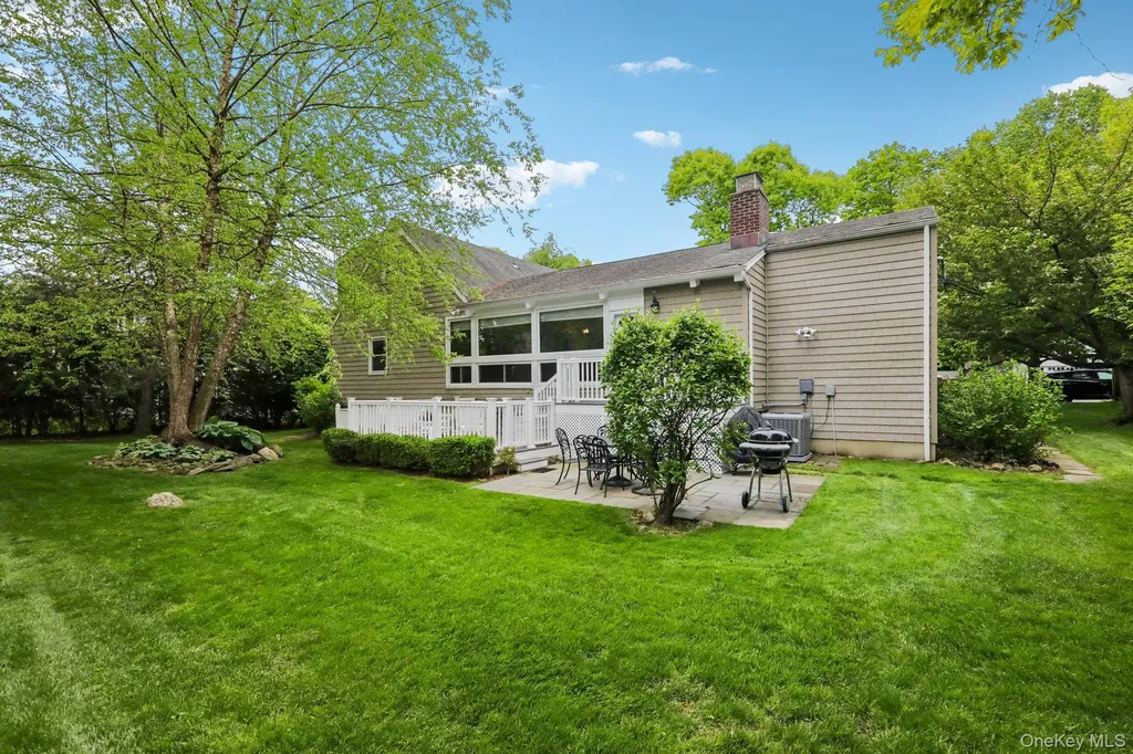 22 Stony Run New Rochelle NY 10804