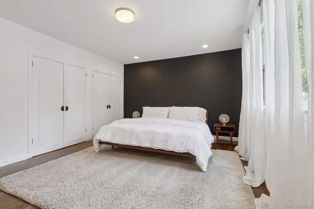 187 Thornbury Road Scarsdale NY 10583