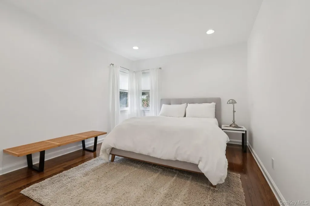187 Thornbury Road Scarsdale NY 10583