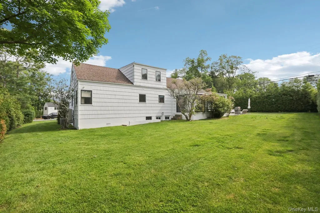 187 Thornbury Road Scarsdale NY 10583