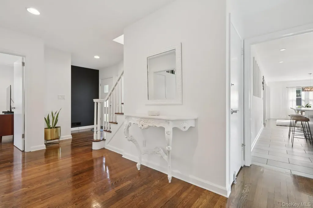 187 Thornbury Road Scarsdale NY 10583