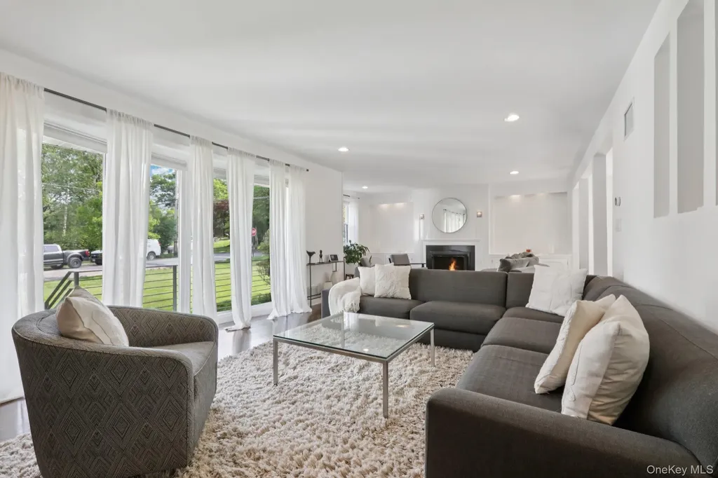 187 Thornbury Road Scarsdale NY 10583