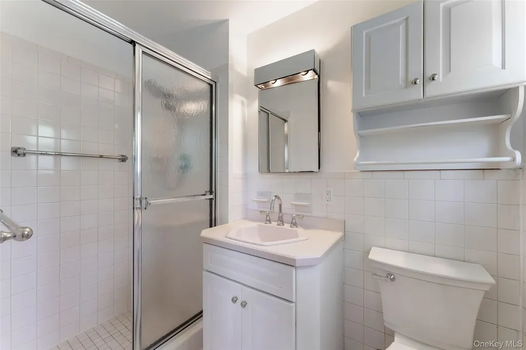 25 Saxon Woods Road Scarsdale NY 10583