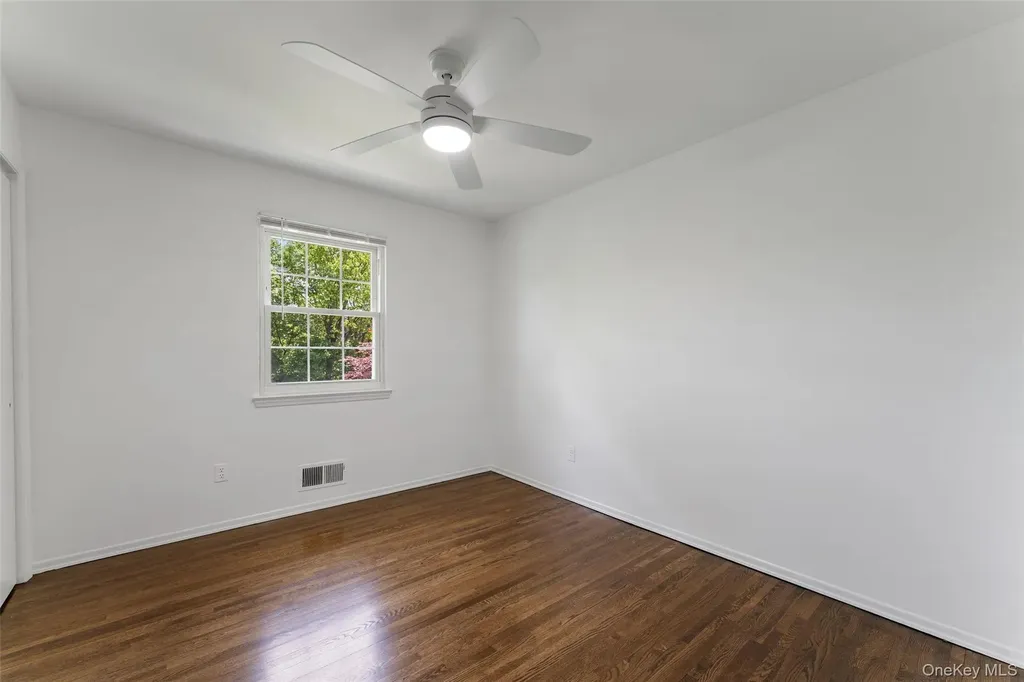 25 Saxon Woods Road Scarsdale NY 10583