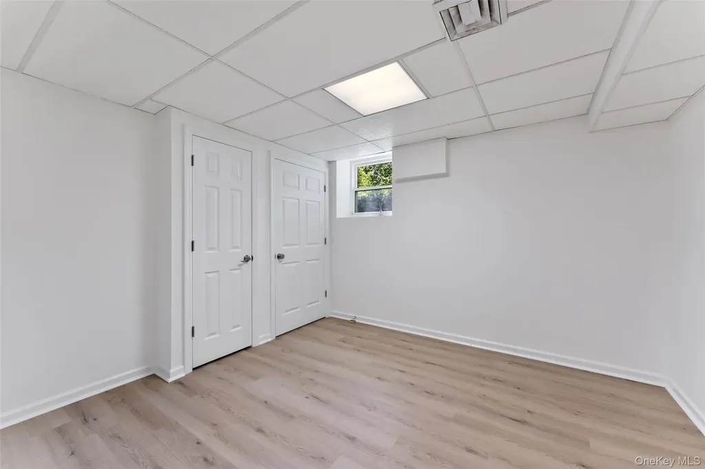 25 Saxon Woods Road Scarsdale NY 10583