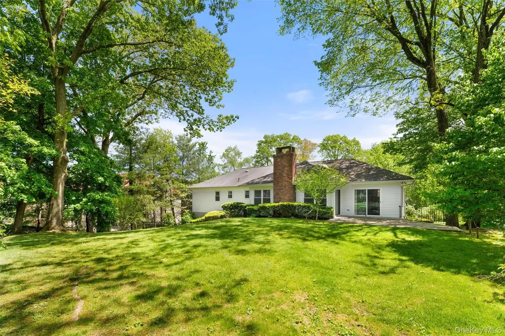 25 Saxon Woods Road Scarsdale NY 10583