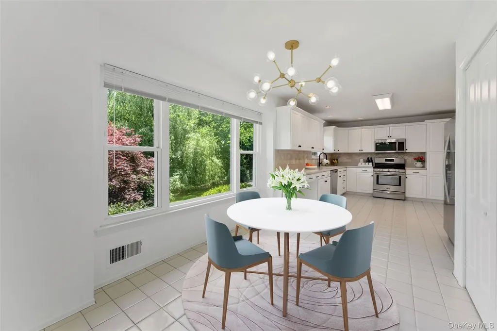 25 Saxon Woods Road Scarsdale NY 10583