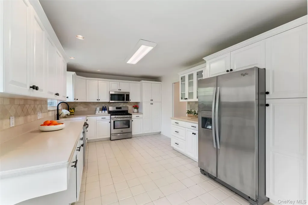 25 Saxon Woods Road Scarsdale NY 10583